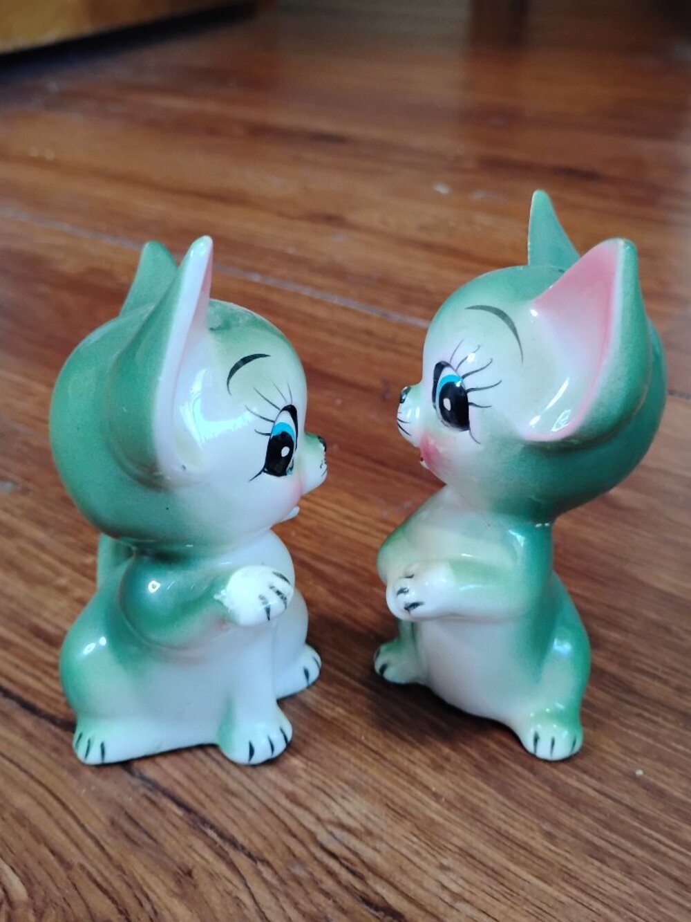 Vintage BP Products Green Cat Shaker Set Japan Anthropomorphic